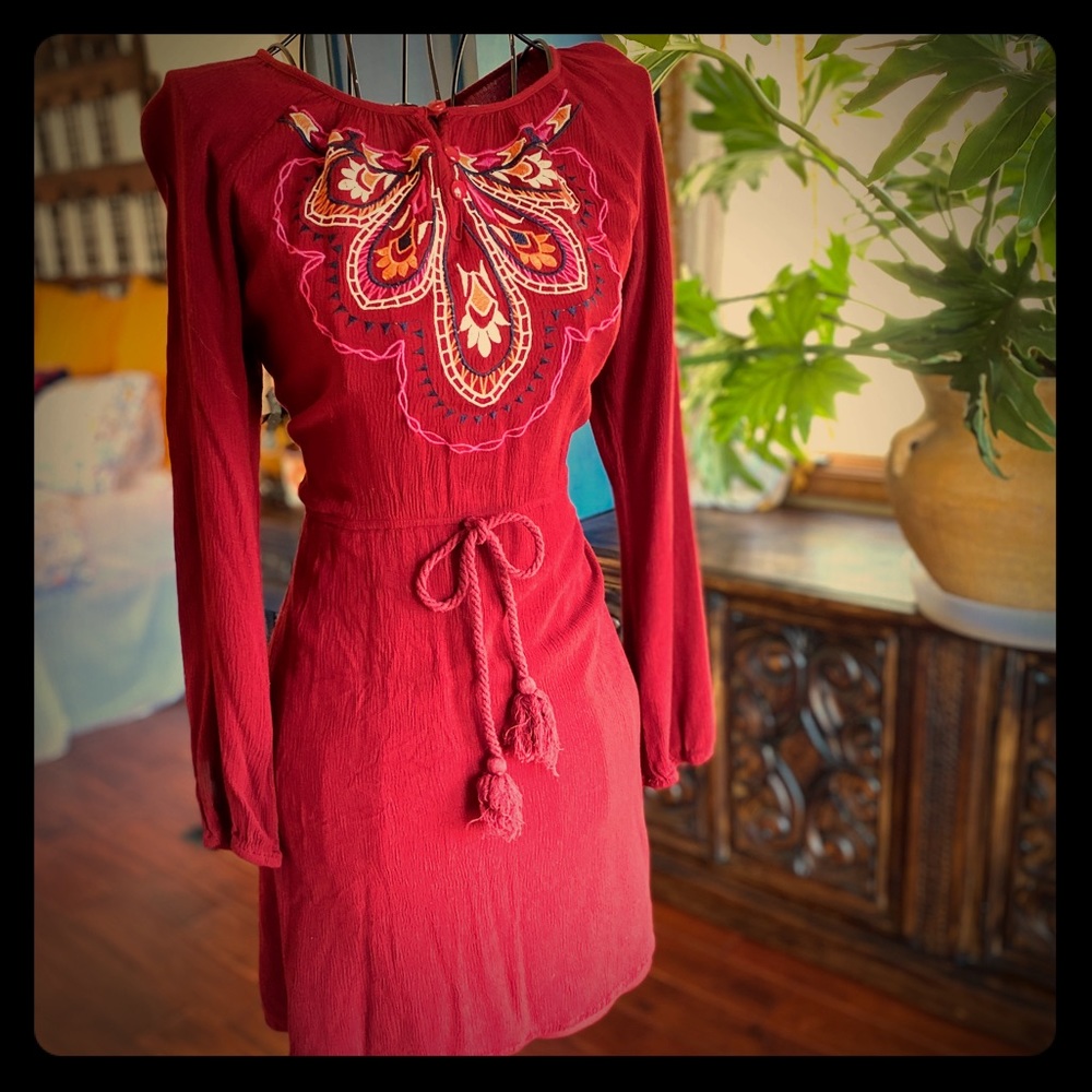 💃 Anthropologie Embroidered Red Mini Dress Sz S